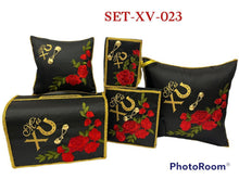 Cargar imagen en el visor de la galería, Quinceañera Set #023, 5 custom pieces in Spanish (Mis Quince Años) kneeling Pillow, Tiara Pillow, Photo Album, Guest Book, Spanish Bible