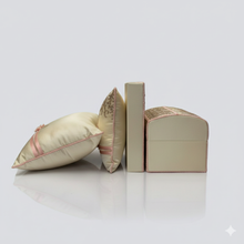 Cargar imagen en el visor de la galería, Quinceañera Pillow Set # 31. 4 Custom Pcs Kneeling Pillow, Photo Album, Money Box, And Bible. Can Include Guest Book &amp; Tiara Pillow