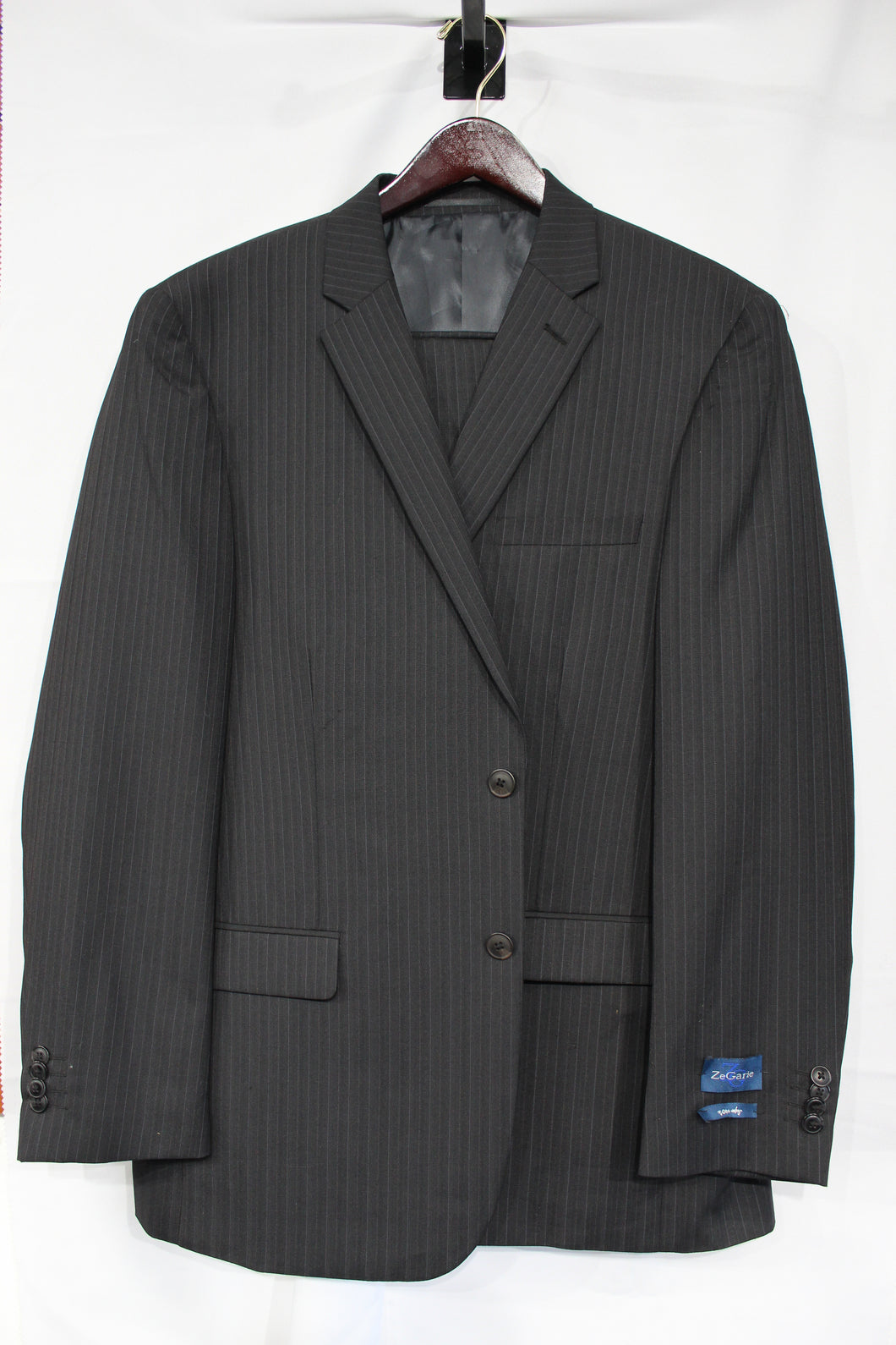 Grey Pinstripe Suit For Men Wool Suits For All Ocassions MW110