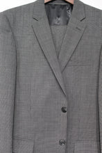 Cargar imagen en el visor de la galería, Grey Birdseye Suit For Men Wool Suits For All Ocassions MW115